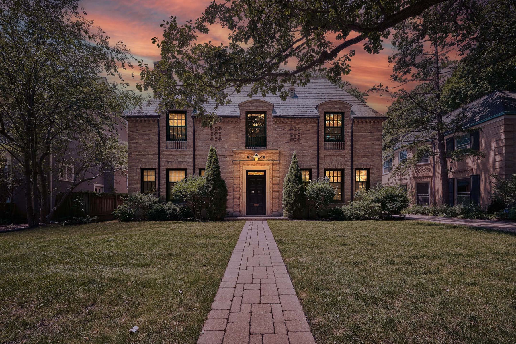 A Novo virtual twilight exterior